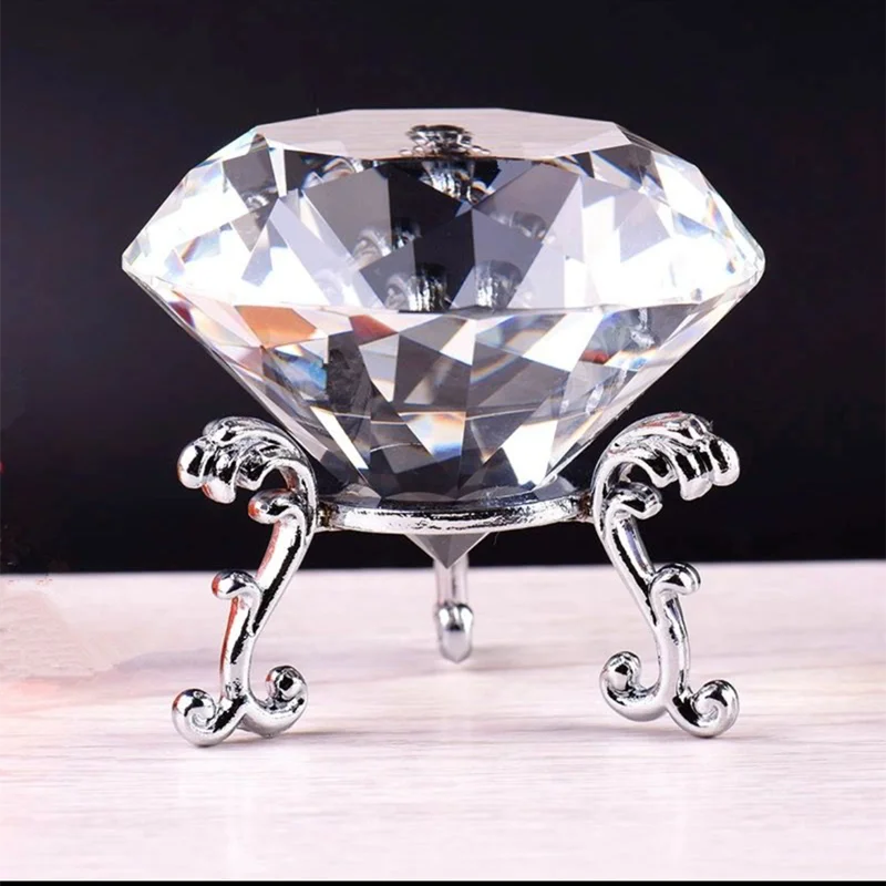 6cm Crystal Diamond Sun Catcher – Simple Modern Home Decoration for Couples & Children, Love Expression Ornament