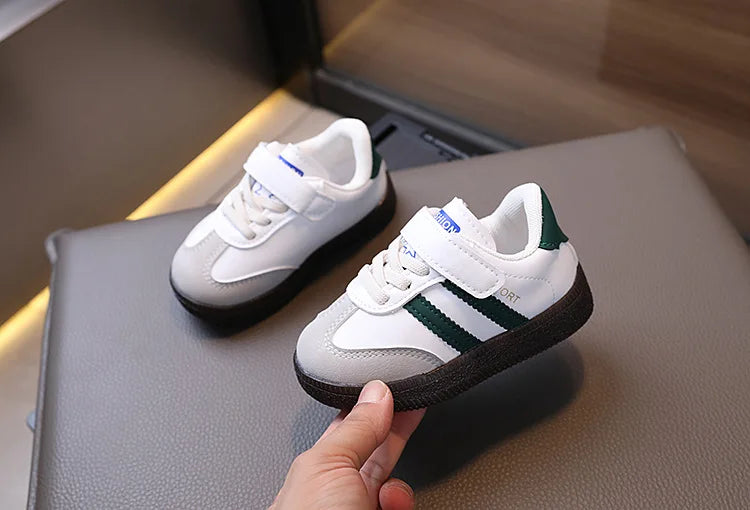 Toddler & Kids White Sneakers — Fashionable Non-Slip Walking Shoes for Boys & Girls, Breathable Outdoor Sport Casual Shoes