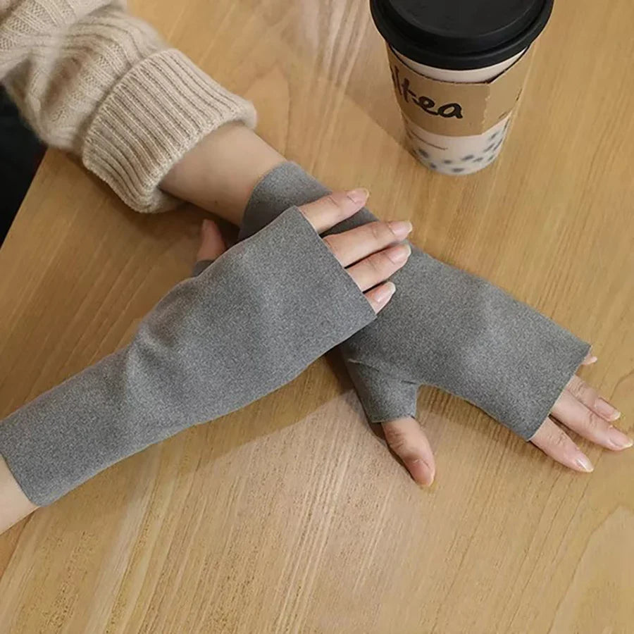 Women’s Winter Velvet Half Finger Gloves – Warm German Plush Open Finger Tele Finger Gloves for Autumn & Winter (1/2 Pairs)