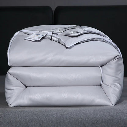 Natural Mulberry Silk Duvet – Luxury Queen & King Size Comforter, All-Season Bedding for Summer & Winter