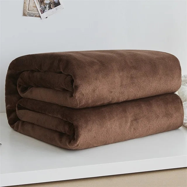 Spring & Winter Flannel Blanket – Soft, Fluffy Coral Fleece Sofa Cover & Bedspread, Solid Blue & Black Plush Blanket for Beds