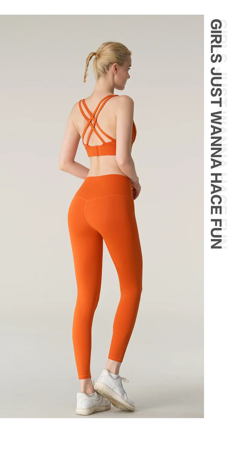 2-Piece Women’s Yoga Tracksuit – Athletic Pilates Fitness Set with Push-Up Sports Bra & Leggings for Gym Workouts