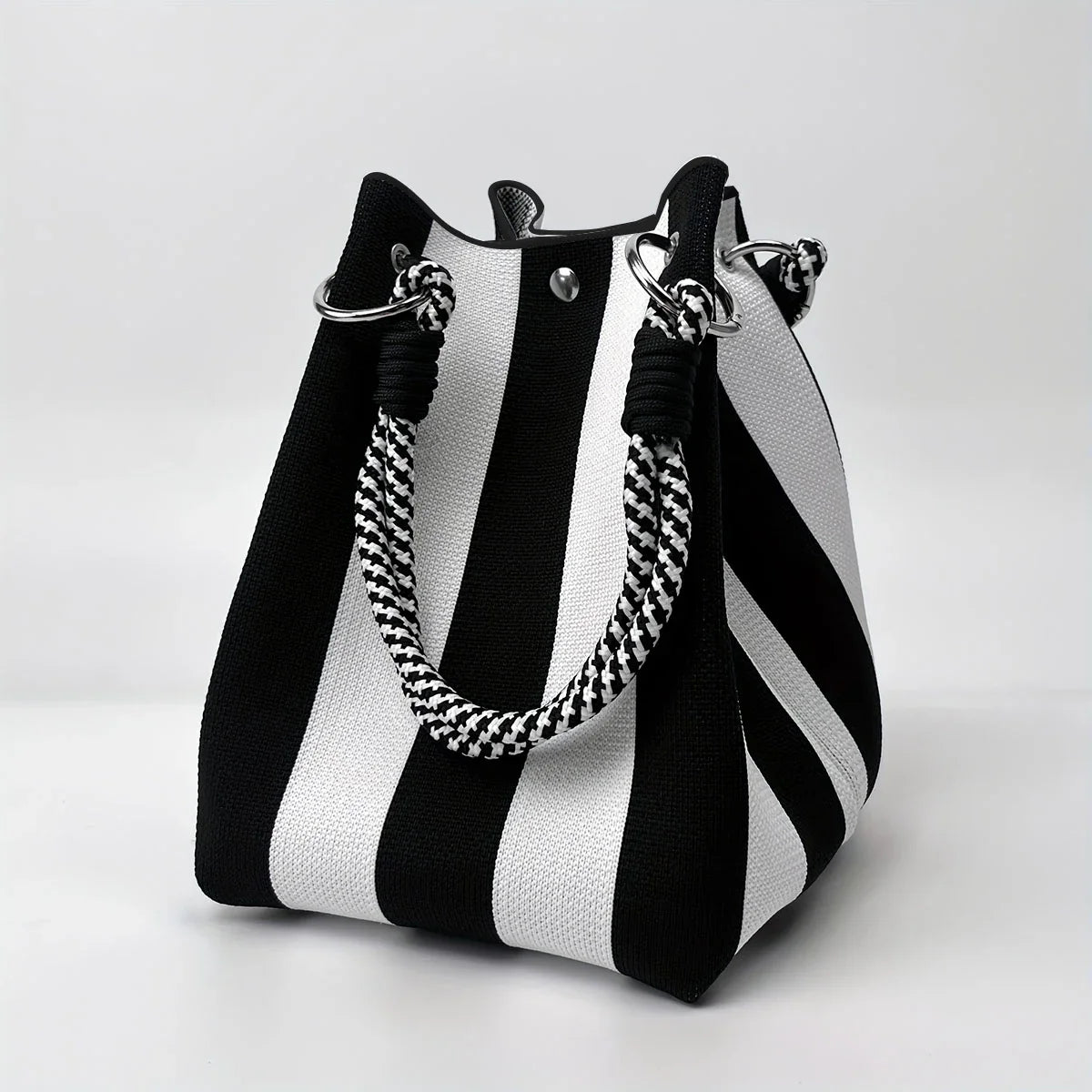 Multi-Color Knitted Retro Bucket Handbag – Color-Block, Versatile & Easy-to-Carry Purse