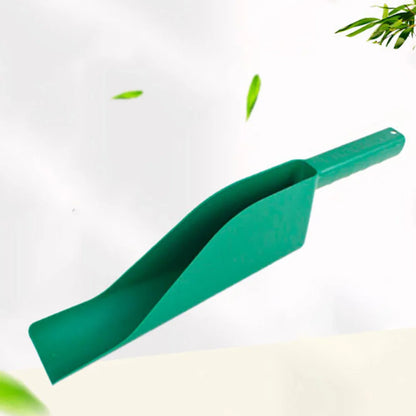 Gutter Getter Scoop Roof Cleaning Tool - Flex Fit Design for Dirt and Debris Removal - Multi-Use Garden Leaf Gutter Spoon Shovel