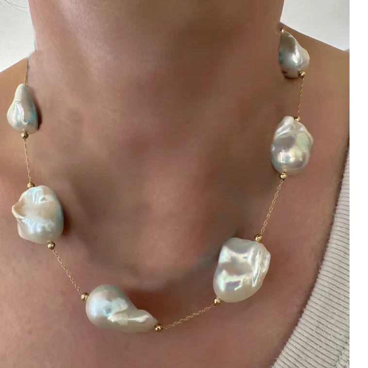 Luxury Pearl Necklace for Women - Adjustable Square Chunky Resin Statement Jewelry