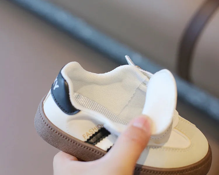 Kids Sport Training Sneakers – Spring Autumn Soft Sole Shoes for Boys & Girls, Casual Fashion Skate Shoes