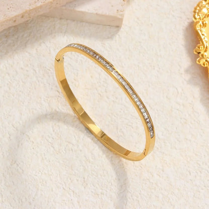 Classic Multi-Style Stainless Steel Bracelet Set for Women – Stackable Fashion Jewelry for Daily Wear
