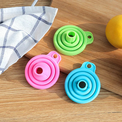 Folding Silicone Engine Funnel - Automotive & Home Use Liquid Funnel for Detergent & Tools