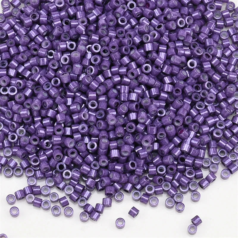 1000Pcs 1.6x1.3mm Japan Glass Seed Beads 11/0 – Cylindrical Loose Beads for DIY Statement Jewelry Making (5g Pack)