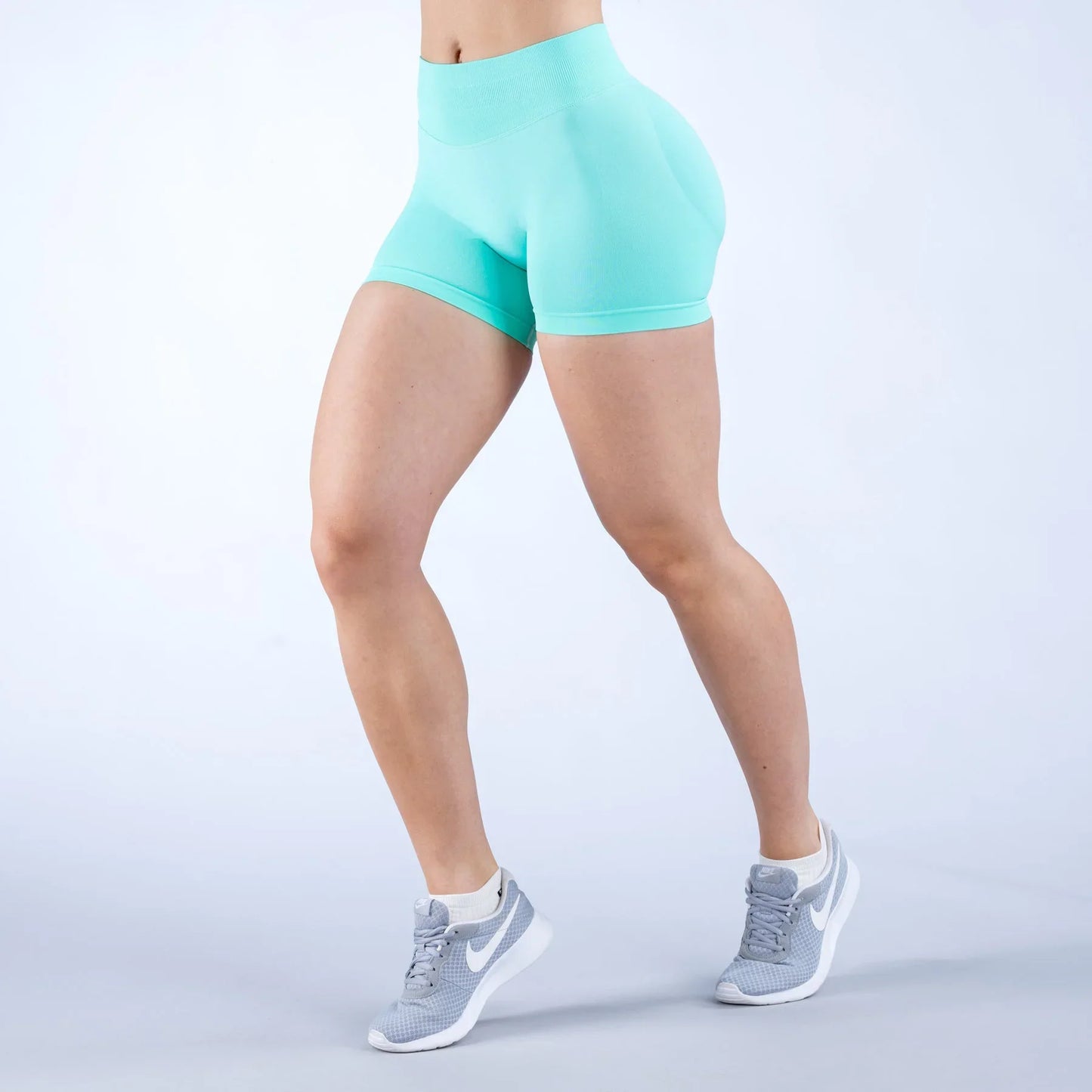 Women's Fitness Sports Leggings – Seamless Low Rise Three-Part Pleated Yoga Shorts for Gym & Workout