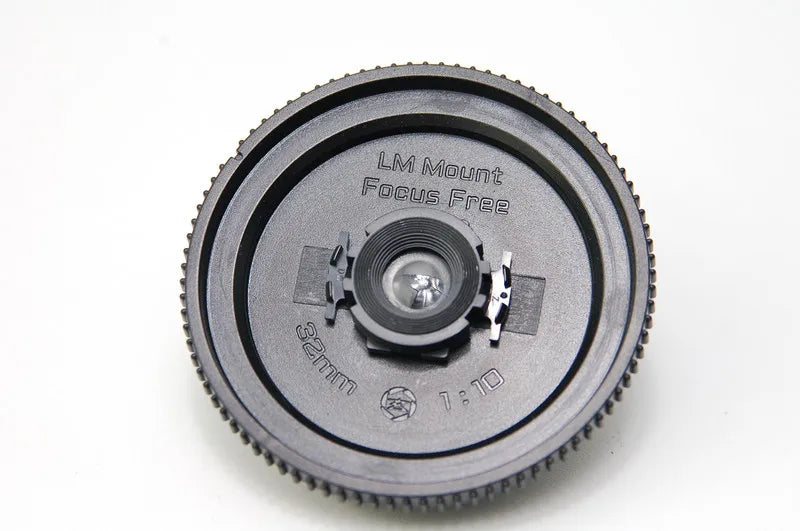 EF-M RF LM L39 M4/3 FX E-Mount Pan-Focus 30mm f/10 Free Focus Lens — Playful Street & Vintage Film Style for Mirrorless Cameras