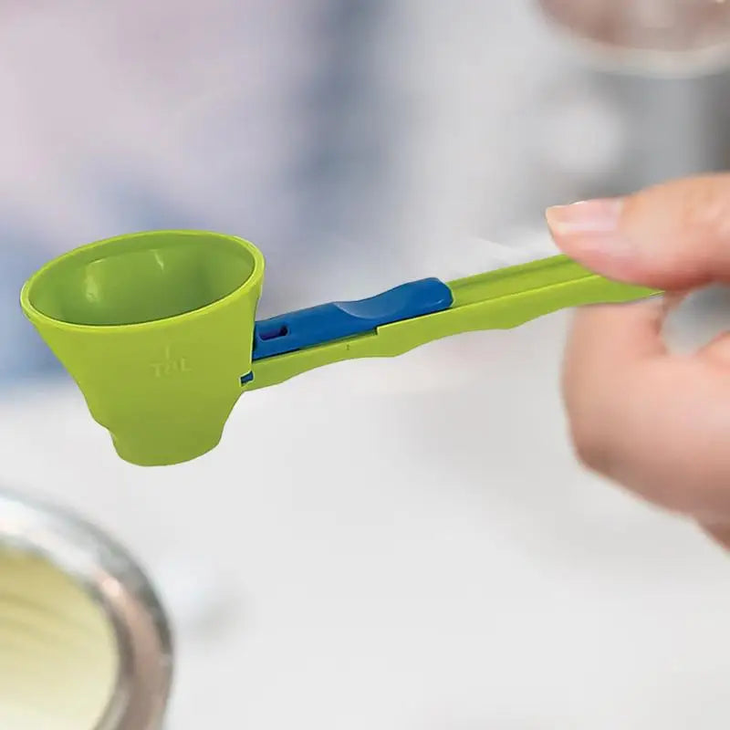 Creative No-Spill Measuring Spoon Funnel – Easy Refill Tool for Protein Powder, Sports Drinks & Baby Formula