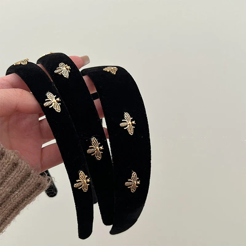 Retro Bee Wide Hair Hoop – French Fashion Headband for Women & Girls, Versatile Hair Accessory