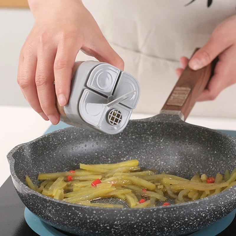 4-in-1 Travel Camping Spice Kit - Plastic Seasoning Spice Shaker with Dispenser - Essential Camping Spice Containers (1PC)