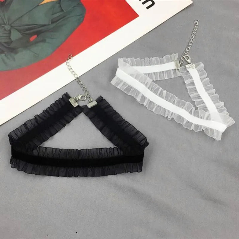 Short Lace Choker Necklace for Women & Girls – Black/White Romantic Fashion Jewelry, Party Gift