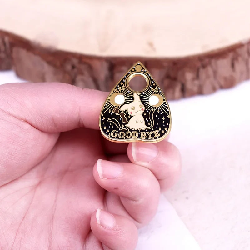 Cute Elf Ouija Planchette Pin - Witchy Divination Badge, Halloween Fashion Jewelry & Decorative Accessory