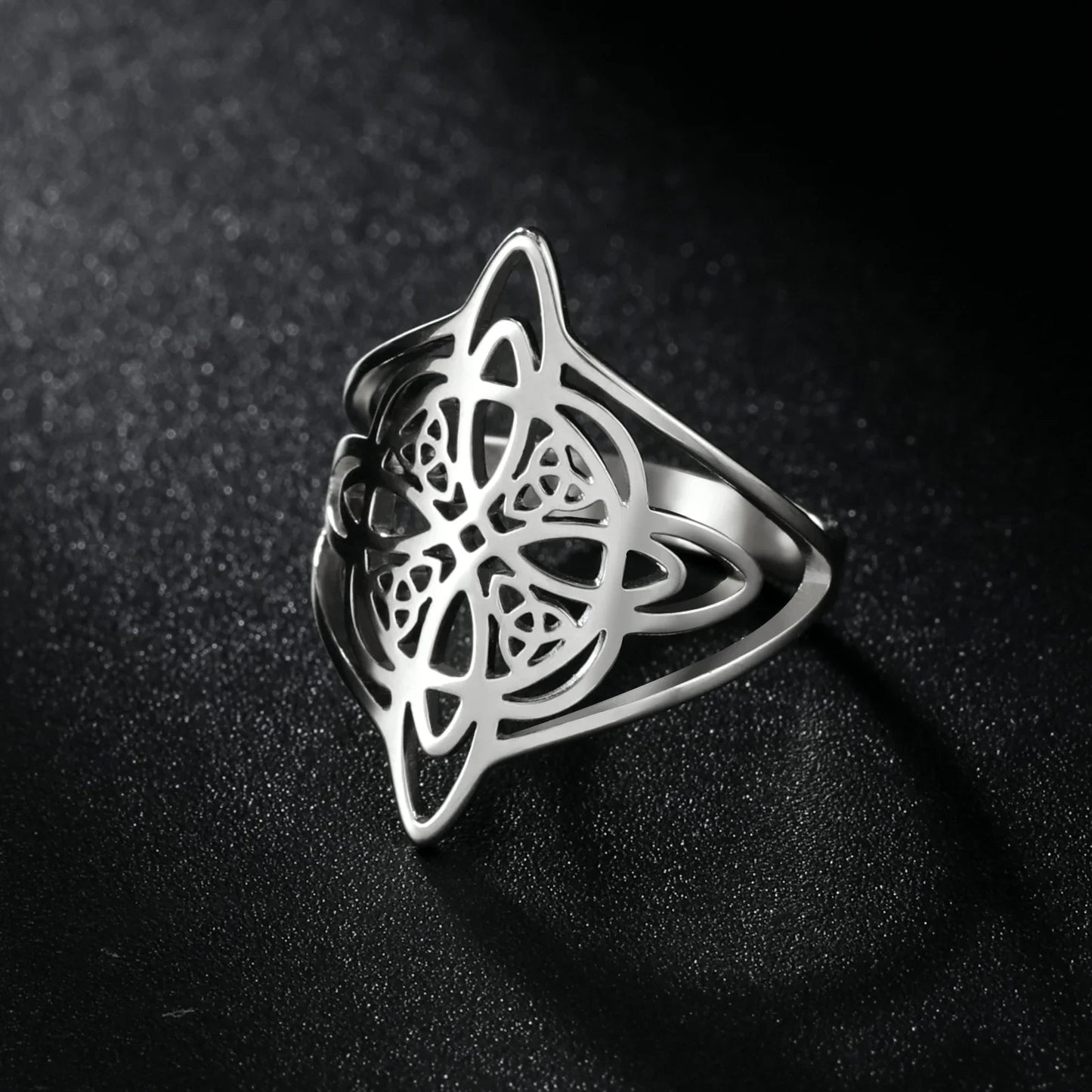 Witch Knot Stainless Steel Ring – Wiccan Celtic Knot Amulet, Good Luck & Protection Jewelry for Men & Women