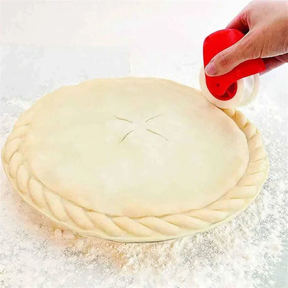Pizza & Pastry Lattice Cutter – Plastic Wheel Roller for Pie Crust Baking