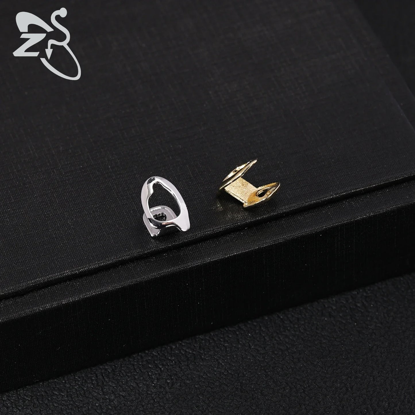 ZS Hip Hop Grillz – Silver/Gold Plated CZ Crystal Cross & Rose Star Tooth Cap, Top & Bottom Set