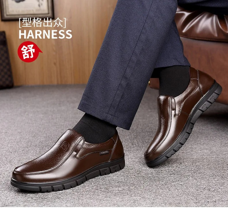 Genuine Leather Casual Shoes for Men – Flat Platform Walking Loafers, Breathable Handmade Outdoor Sneakers