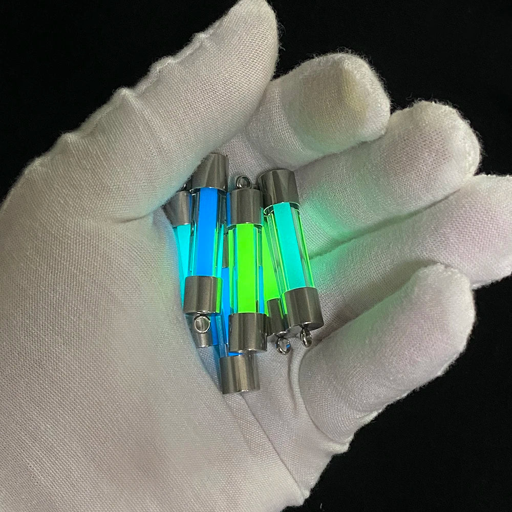 Outdoor Luminous Tube Pendant Keychain – Stainless Steel Glow-in-the-Dark EDC Signal Light Accessory