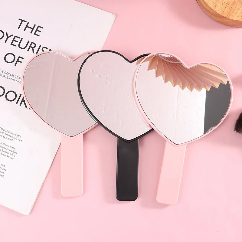 High Definition Heart-shaped Handheld Eyelash Mirror: Makeup Vanity Mirror Girl Gift