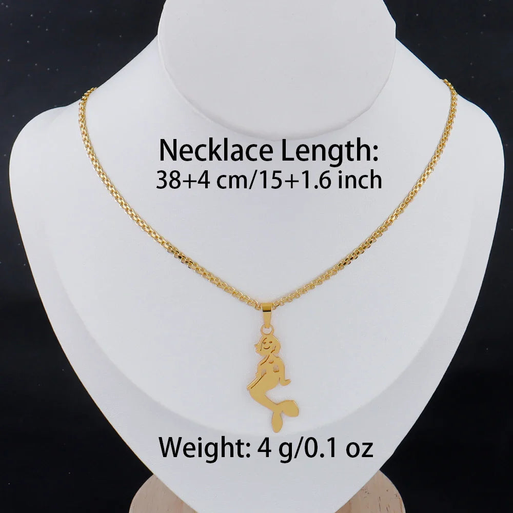 Luxury Gold Stainless Steel Letter Necklace – Minimalist Women’s Jewelry for Daily Wear & Gift