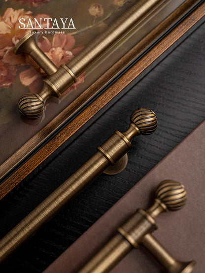 Santaya Brushed Antique Brass Cabinet Handles – Luxury Shell Drawer Pulls for Kitchen, Wardrobe & Dresser Furniture Hardware Knobs