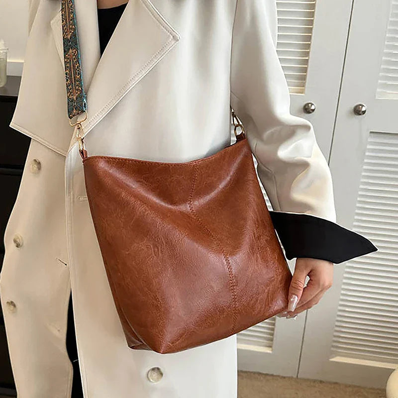 Wide Geometric Strap Shoulder Bag - Large Capacity Crossbody PU Leather Bag for Women, Retro Style for Shopping and Travel