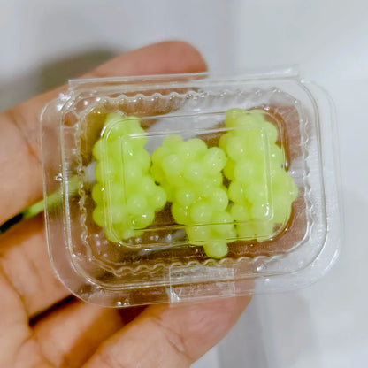 1/6 Miniature Dollhouse Fruit Set – Mini Peach & Grape with Box for Blythe, OB11, BJD Dolls