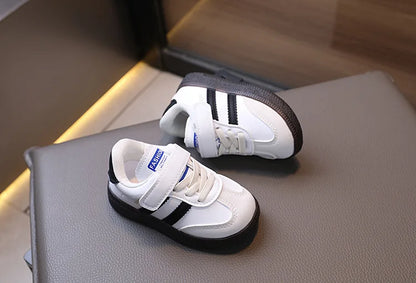 Toddler & Kids White Sneakers — Fashionable Non-Slip Walking Shoes for Boys & Girls, Breathable Outdoor Sport Casual Shoes