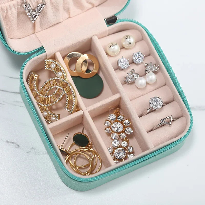 Portable Mini Jewelry Storage Box - Leather Travel Organizer for Earrings, Necklaces, Rings & Display