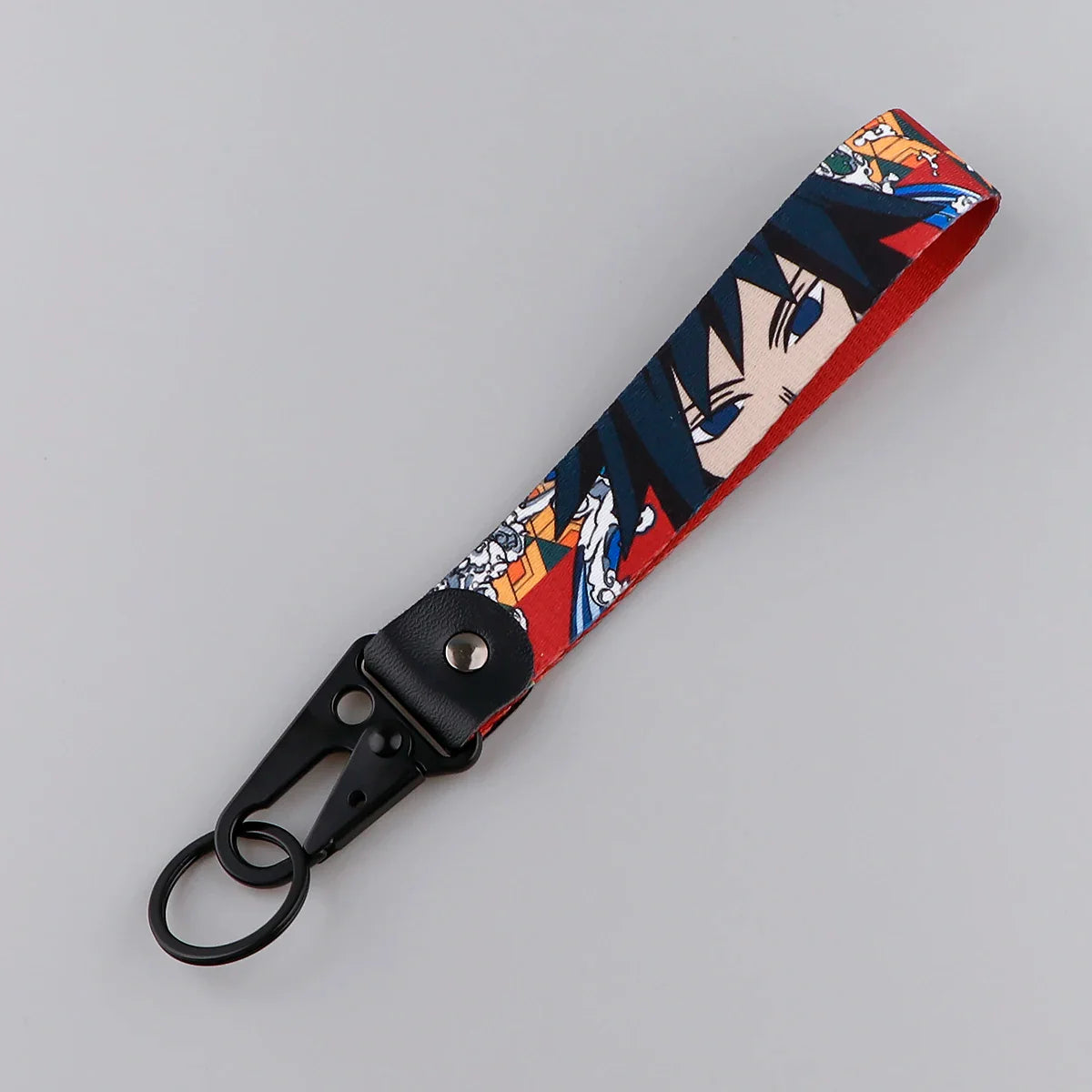 Anime Eagle Beak Keychain – Cool Short Lanyard for Phone, Badge Holder & USB Pendant