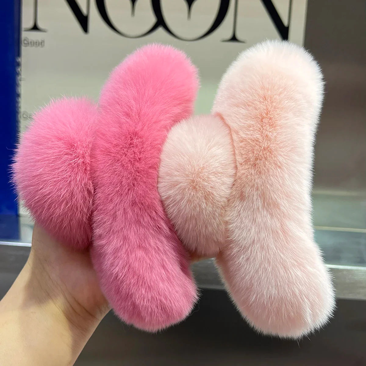Winter Fuzzy Hair Claw for Women – Warm Fluffy Natural Rex Rabbit Fur Hair Clip, Elegant Fashion Party Accessory