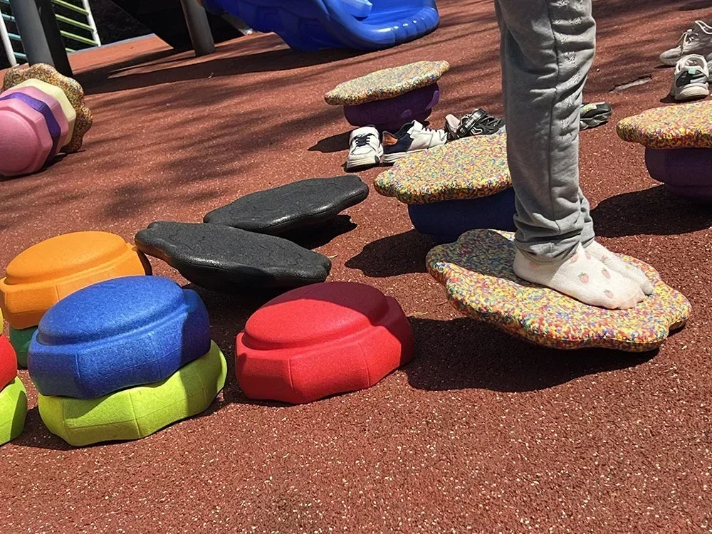 Outdoor Crossing Stone Training Equipment - Children's Foot Sense System & Balance Board for Early Education
