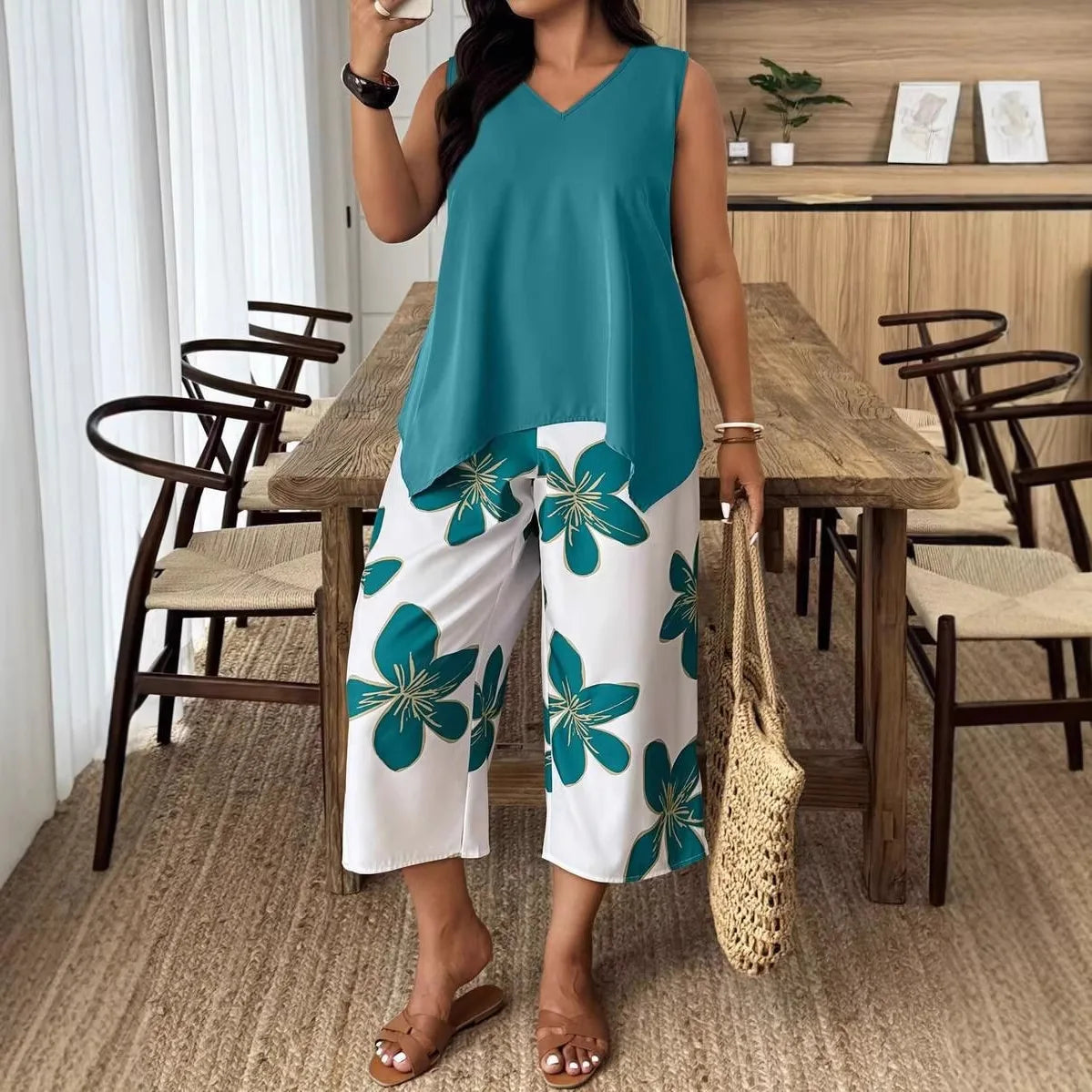 Women's Floral Print Sleeveless Summer Set - Elegant Casual 7/8 Length Fashion Outfit
