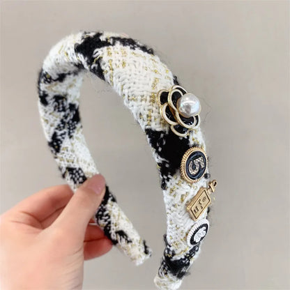Black & White Camellia Embroidery Hairband – Woolen Weave Padded Headband for Women, French Fashion, Autumn/Winter 2023