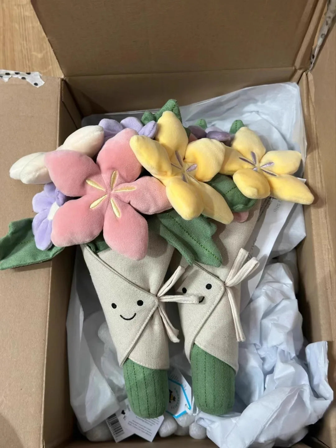 Holding Flowers Plush Toy – Eternal Flower Bouquet Gift for Proposal, Graduation, Valentine's & Birthday
