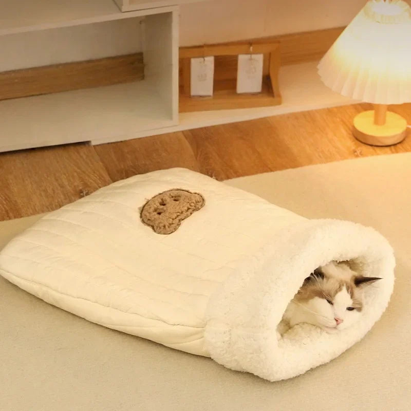 Thermal Plush Cat Cave Bed – Warm Enclosed Snuggle Sack Sleeping Bag for Cats, Hamsters & Small Pets (Winter Cozy Nest)