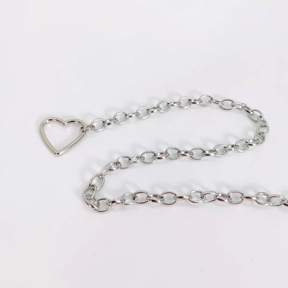 Women's Luxury Heart-Shaped Metal Waist Chain Belt – Y2K Goth Punk Accessory for Jeans & Dresses