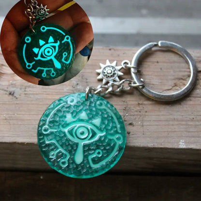 Sheikah Eye Pendant Keychain – Zelda Glow-in-the-Dark Key Ring Charm