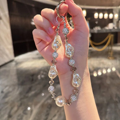 Luxury Pearl & Crystal Bead Keychain – Rhinestone Lanyard for iPhone, Samsung, Universal Accessories, Anti-Lost Jewelry Pendant