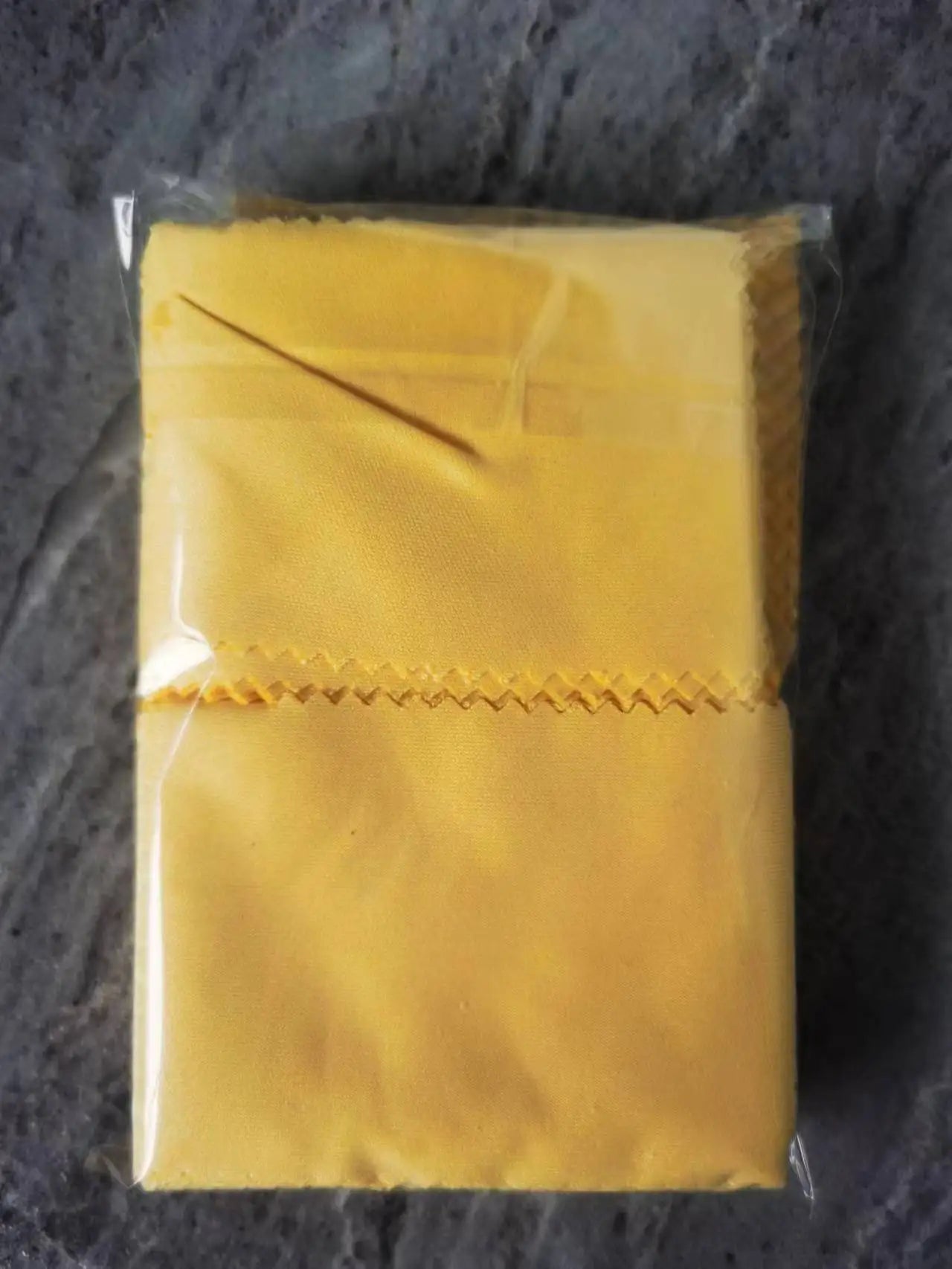 Portable Sunglasses Cleaning Cloth – 100pcs Pack 6×8cm Microfiber Lens Cleaner for Glasses, Mobile Phones & Eyewear