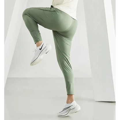 Men’s Quick-Dry Running Pants – Lightweight Jogging Sweatpants with Elastic Waist for Gym & Training