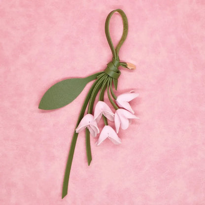 Flower PU Leather Keychain Pendant – Cute Cartoon Car Keyring & Fashion Bag Charm Ornament