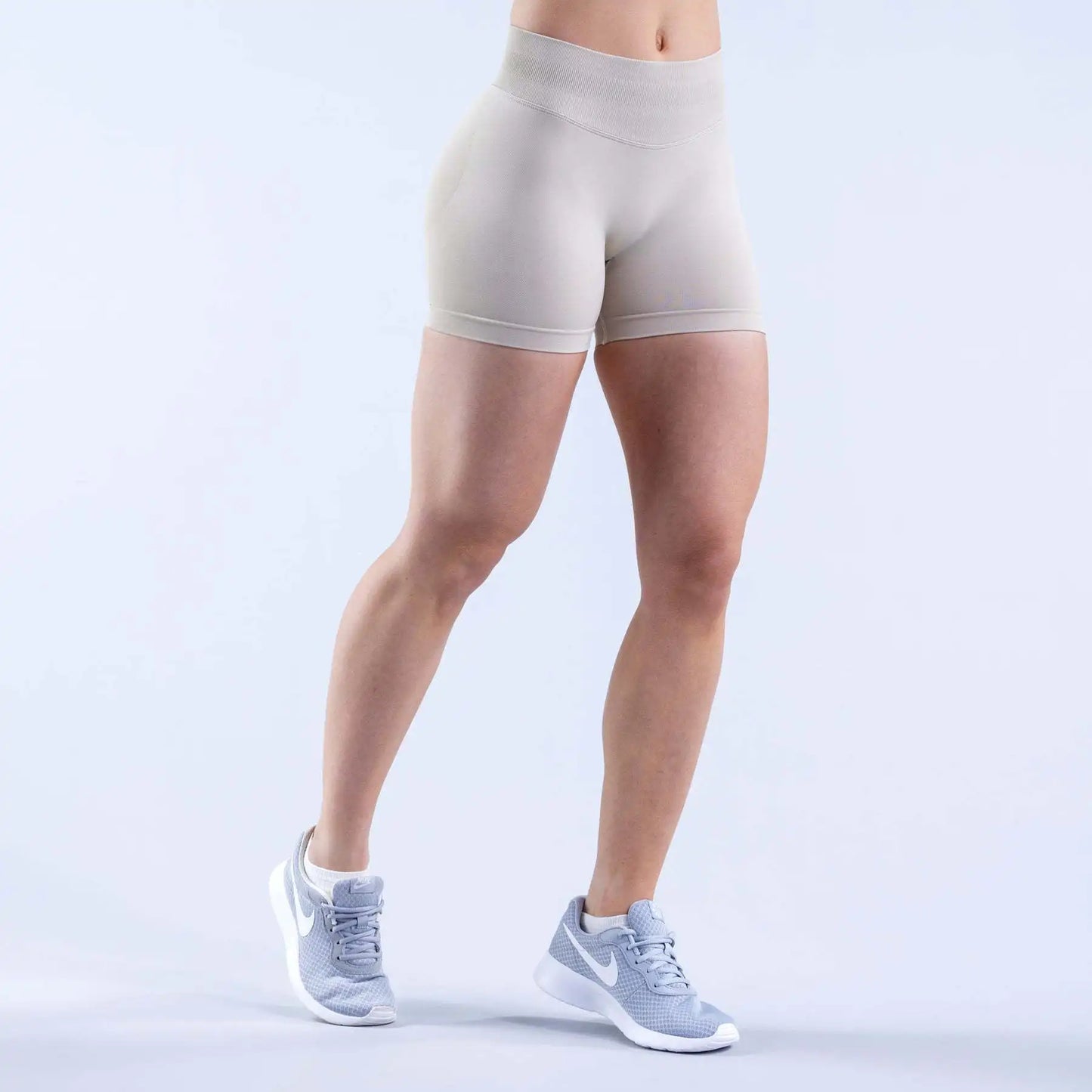 Women’s Impact Seamless Yoga Shorts — Scrunch Bum Low Waist Butt-Lifting Gym & Running Workout Leggings