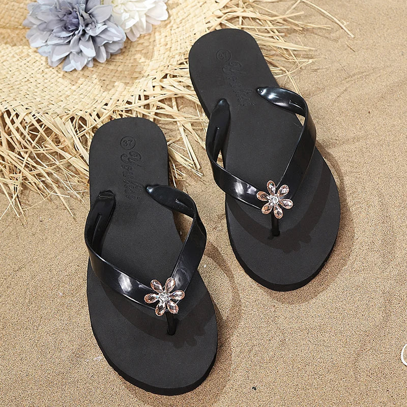 Women's Floral Flat Flip Flops - Lightweight Soft Sole Summer Beach Slides