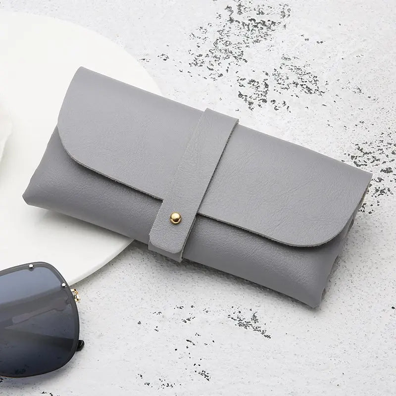 Classic Unisex Glasses Bag: Protective Case for Portable Sunglasses and Reading Eyeglasses - Essential Accessories for Women and Men