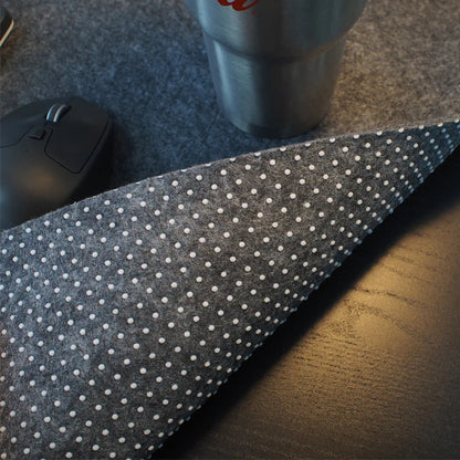 Large Wool Felt Computer Desk Mat: Soft Breathable Laptop Anti-Slip Pad - Ideal for Gamers, Comfortable for Cold Weather