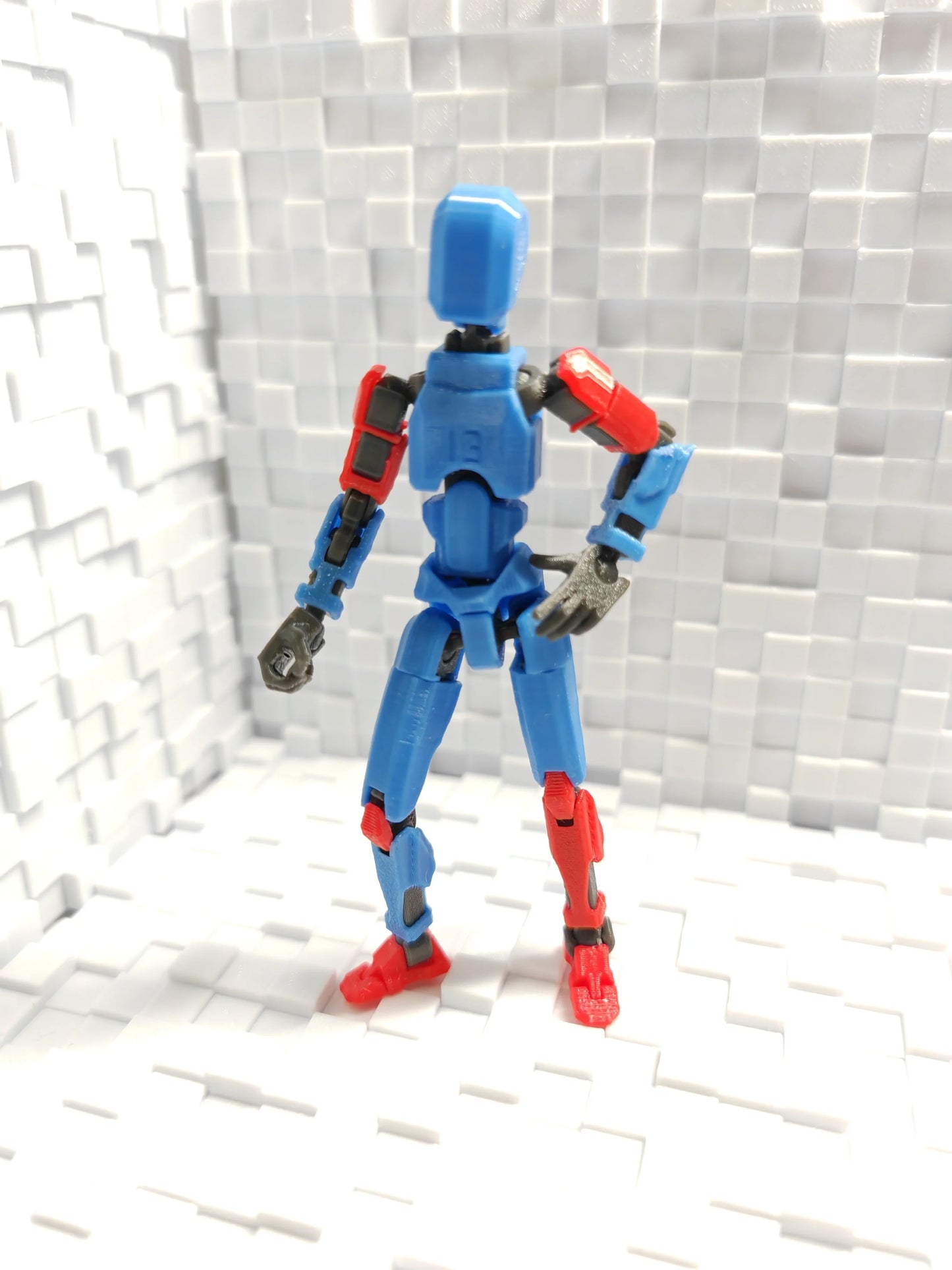 Titan 13 Action Figures – 3D Printed Multi-Jointed Movable Lucky 13 & Nova 13 Collectibles